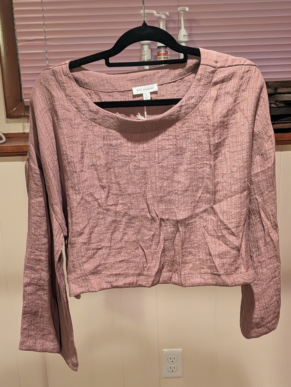 NWT Blu Pepper boxy long sleeved top